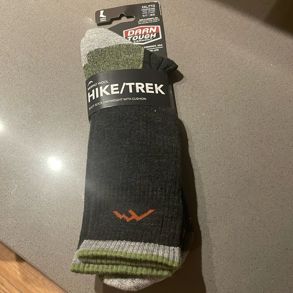 darn tough Other - NWT Darn Tough Merino Wool Hike/Trek Socks Lime XXL (15-17)
